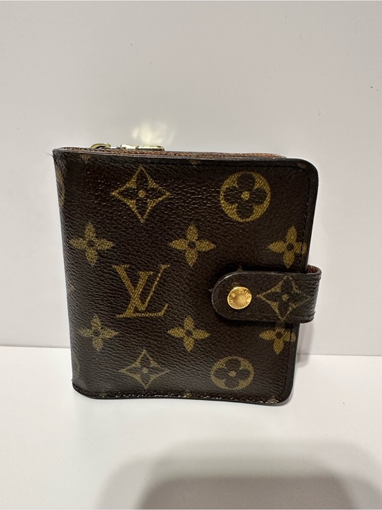Louis Vuitton Handbags - Louis Vuitton ❤️🌟 SB1022 Monogram Compact Wallet ⭐️
